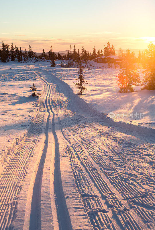 1月的sunris滑雪场，挪威的Synnfjell Oppland